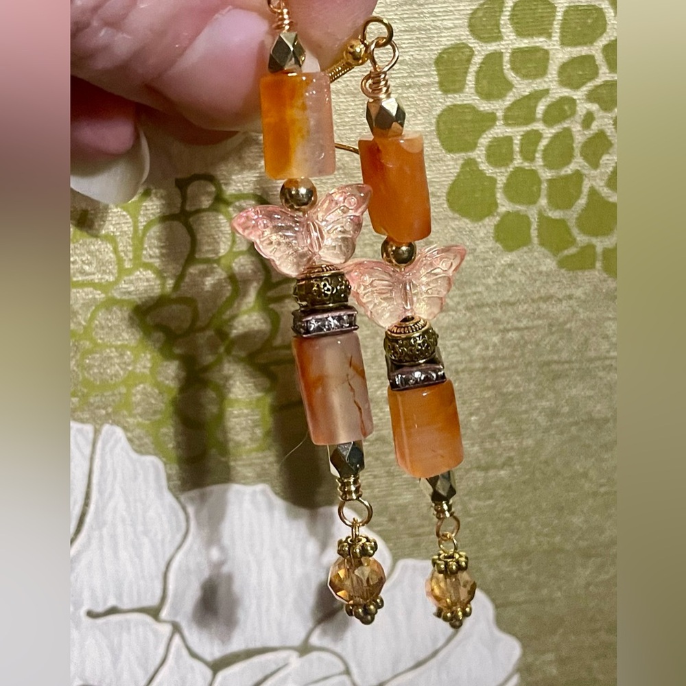 Persian Agate and Butterfly Beaded Earrings - Picture 7 of 7